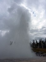 Yellowstone Old faithfull Grand Geyser (5).JPG